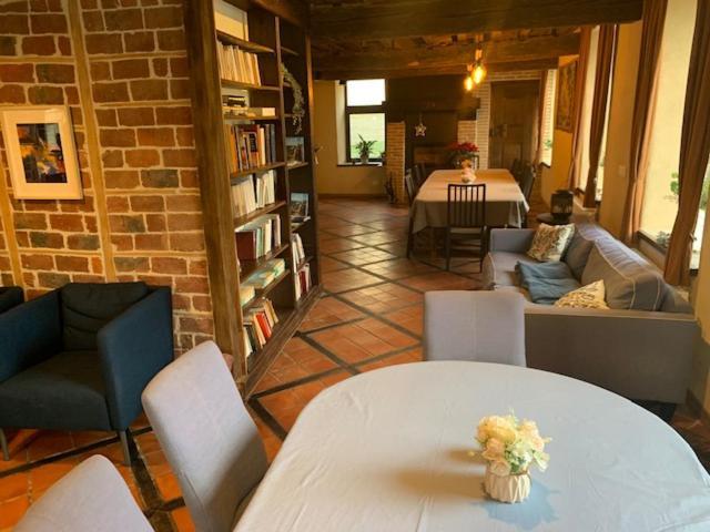 어세스 Les Myosotis B&B 외부 사진