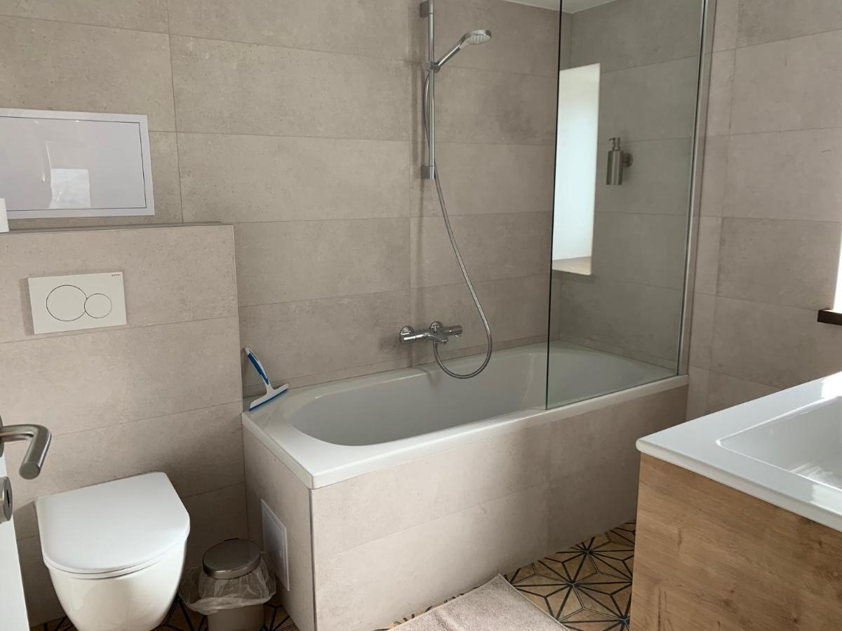 어세스 Les Myosotis B&B 외부 사진